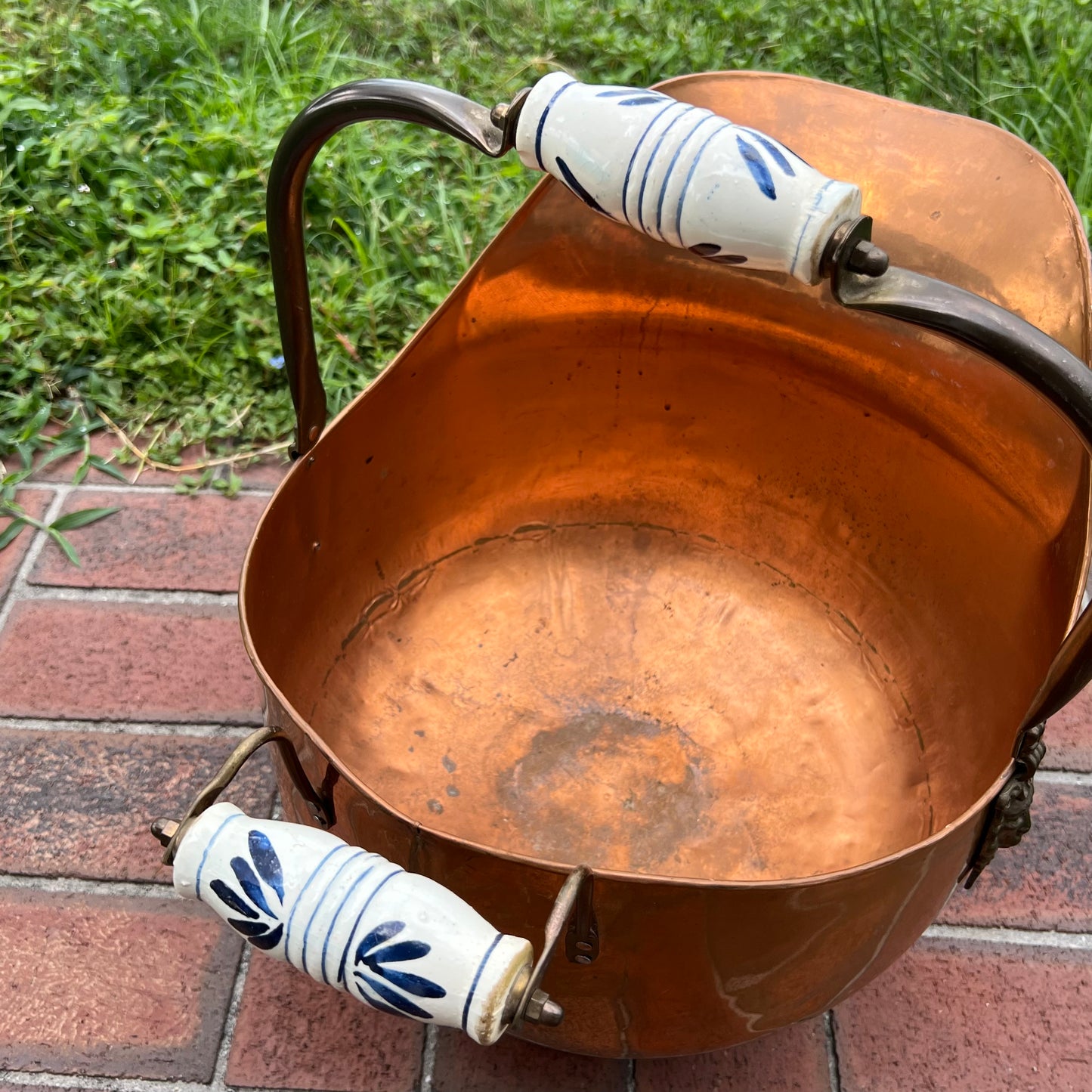 Large Copper Skuttle Bucket