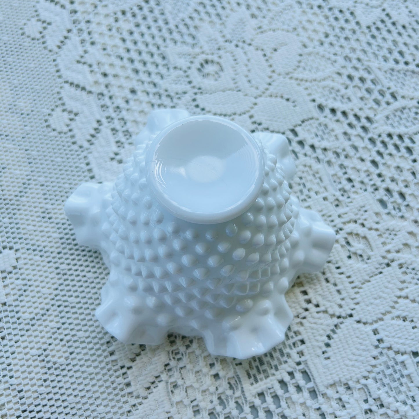 Hobnail ruffle bowl