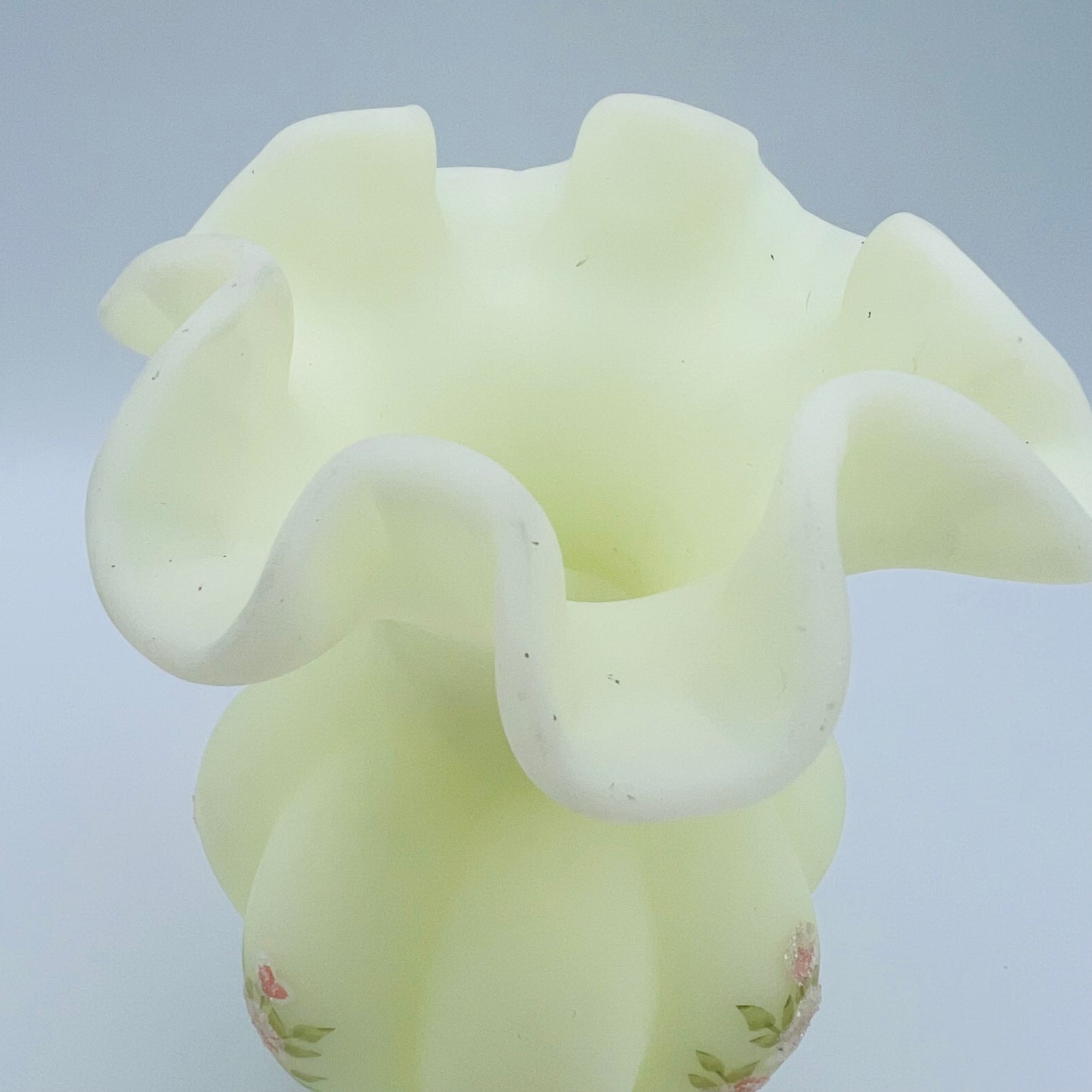 Fenton Custard Melon Vase