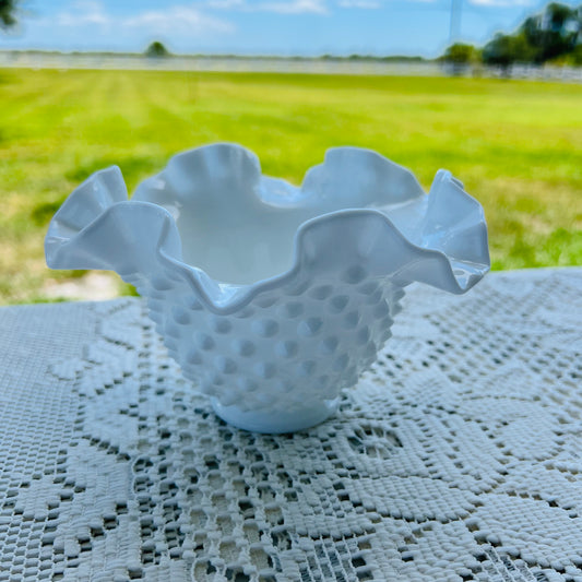 Hobnail ruffle bowl