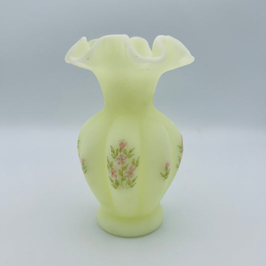 Fenton Custard Melon Vase