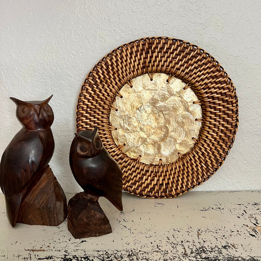 Rattan Capiz Shell Charger