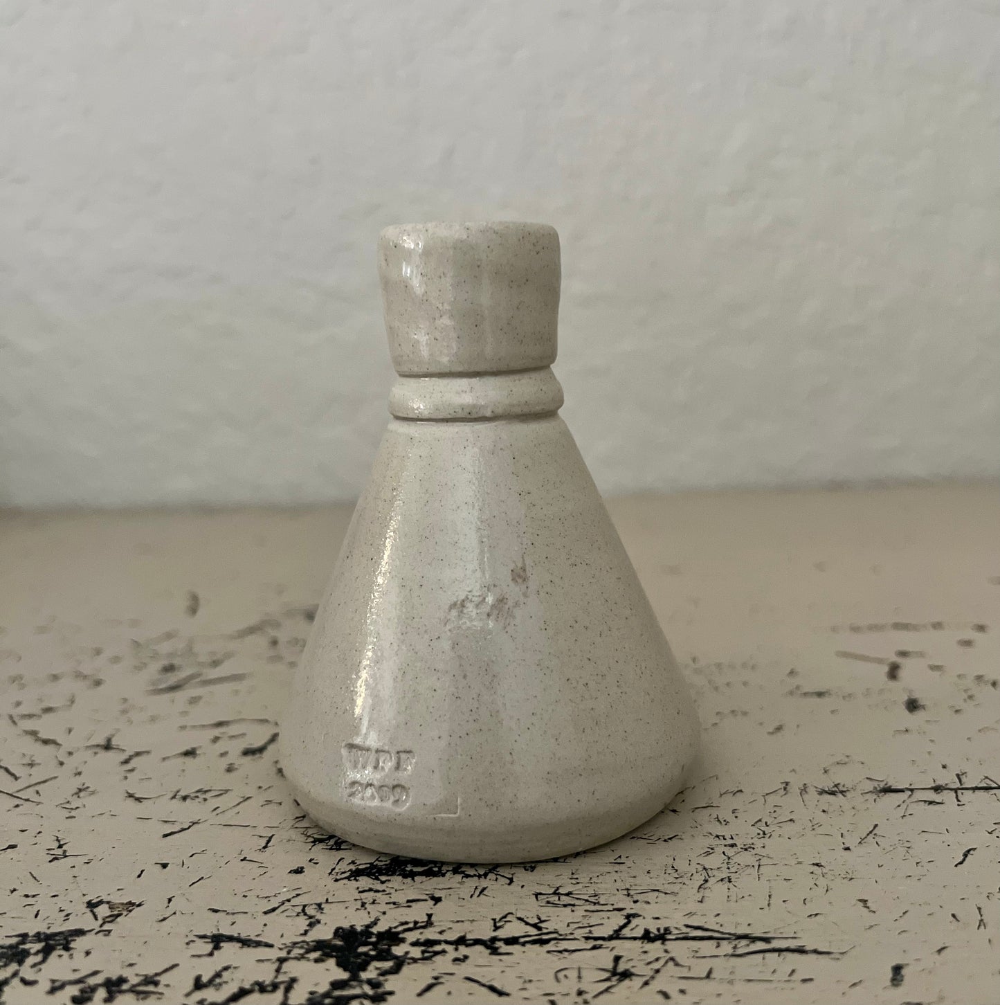 Williamsburg Pottery Bud Vase