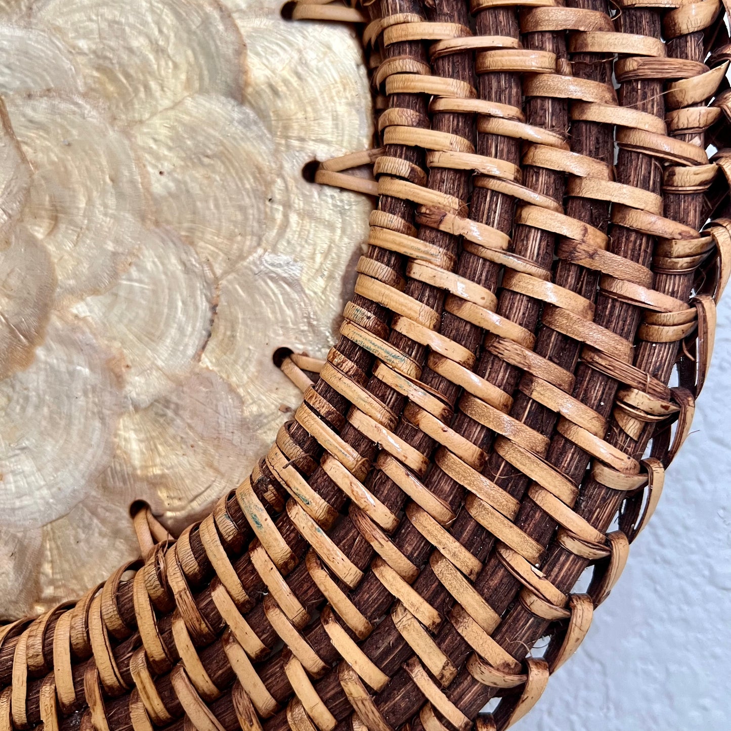 Rattan Capiz Shell Charger